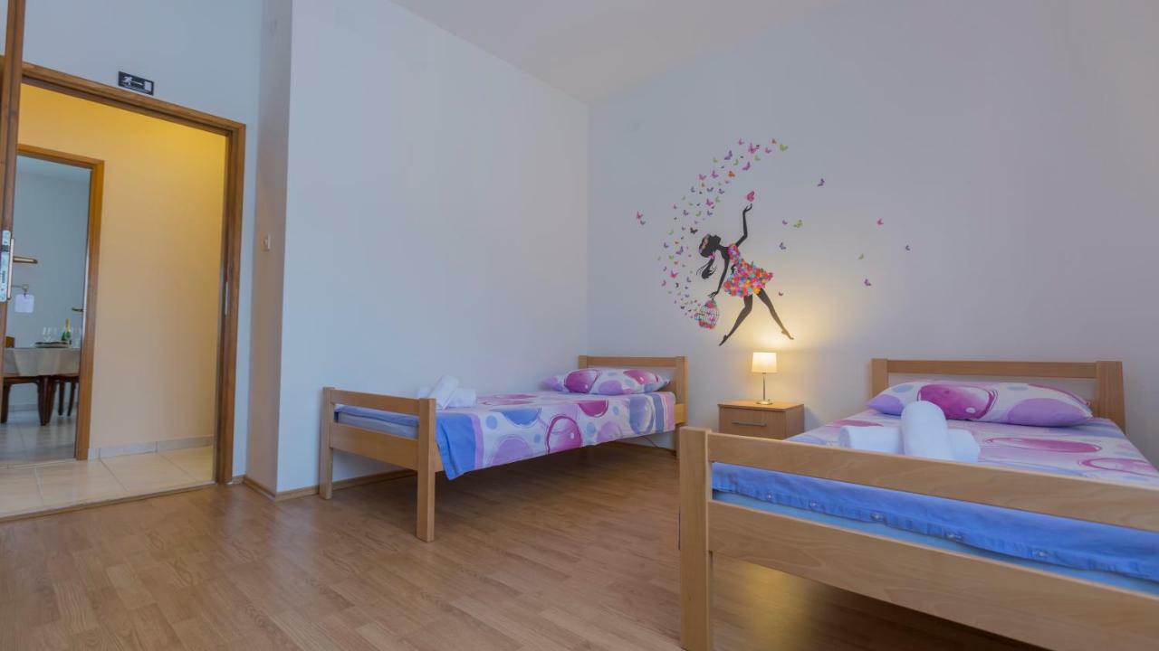 Apartment "Andrea" สปลิท ภายนอก รูปภาพ